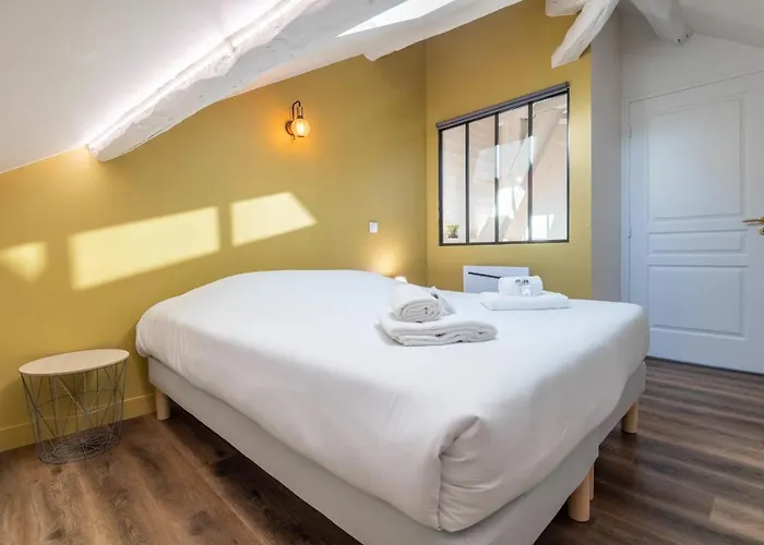 Des Cygnes Pres Du Marina Grand Port Aix-les-Bains